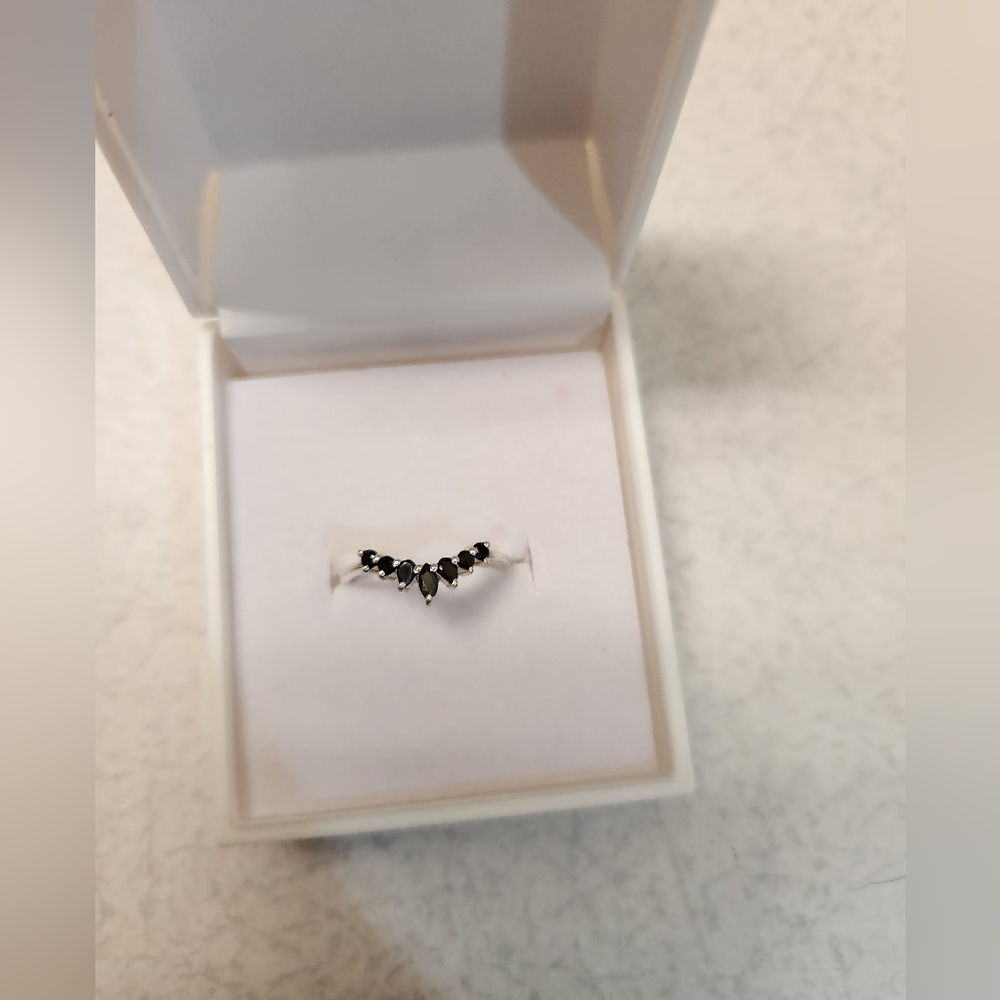 Black Onyx band - Marquise cut - size 5 3/4